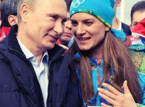 Елена Исинбаева подверглась атаке «троллей» из-за «Команды Путина» Елена Исинбаева подверглась атаке «троллей» из-за «Команды Путина»