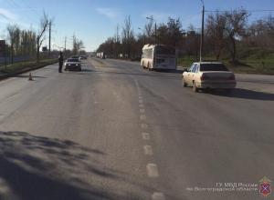 Пенсионерка попала в больницу после поездки на волгоградском автобусе Пенсионерка попала в больницу после поездки на волгоградском автобусе