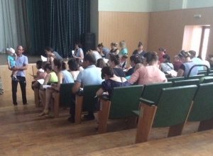 Глубокой ночью родители выстроились в очередь, чтобы устроить малышей в детские сады Волгограда Глубокой ночью родители выстроились в очередь, чтобы устроить малышей в детские сады Волгограда