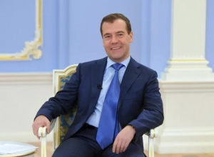 Ровно в 12 часов в Волгоград прилетит Дмитрий Медведев Ровно в 12 часов в Волгоград прилетит Дмитрий Медведев