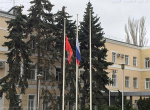 Мэрия Волгограда закладывает банку трамваи и автобусы ради кредита на выплату зарплаты работникам МУПов Мэрия Волгограда закладывает банку трамваи и автобусы ради кредита на выплату зарплаты работникам МУПов
