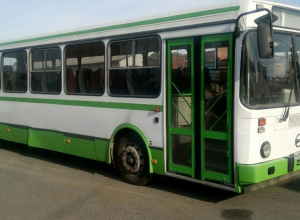 Волгоградцы стали реже ездить в автобусах Волгоградцы стали реже ездить в автобусах