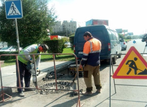 В Волгограде закатывают в асфальт улицу, названную в честь города-побратима В Волгограде закатывают в асфальт улицу, названную в честь города-побратима