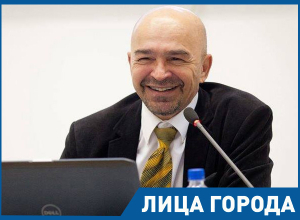 Когда у меня нет денег, я курю дорогие сигары, - волгоградский архитектор и коллекционер Алексей Авчухов Когда у меня нет денег, я курю дорогие сигары, - волгоградский архитектор и коллекционер Алексей Авчухов