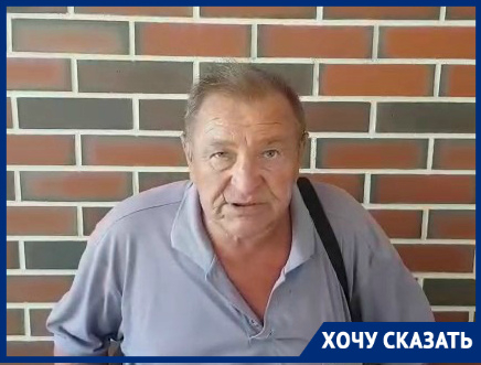 Третий год «ничейный» колодец заливает нечистотами центр Волгограда Третий год «ничейный» колодец заливает нечистотами центр Волгограда