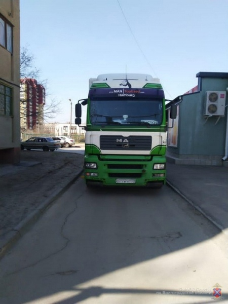 Стало известно состояние сбитого грузовиком 2-летнего малыша в Волгоградской области Стало известно состояние сбитого грузовиком 2-летнего малыша в Волгоградской области