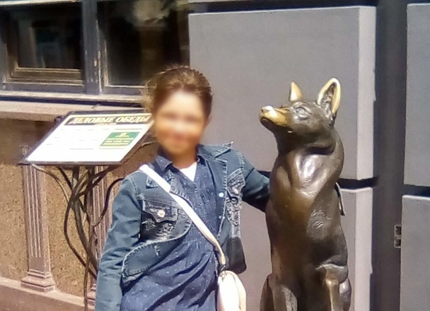 11-летней девочке, мать которой сгорела у нее на глазах, нашли костыли в Камышине 11-летней девочке, мать которой сгорела у нее на глазах, нашли костыли в Камышине