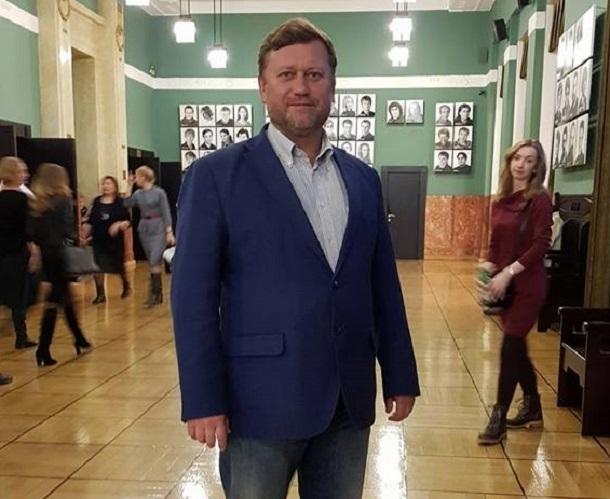 Экс-мэр Волгограда отверг обвинения в незаконной деятельности принадлежащего ему банка Экс-мэр Волгограда отверг обвинения в незаконной деятельности принадлежащего ему банка