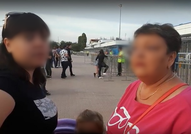 Семью с двумя детьми не пустили на бесплатный концерт Майданова в Волгограде Семью с двумя детьми не пустили на бесплатный концерт Майданова в Волгограде