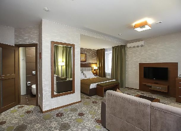 Волгоградские футболисты арендовали номера в роскошной гостинице со SPA-центром в Томске Волгоградские футболисты арендовали номера в роскошной гостинице со SPA-центром в Томске