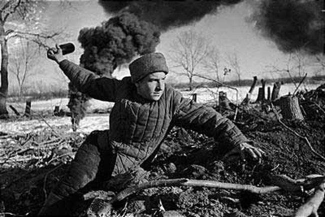 5 декабря 1942 года – советские воины готовятся геройски встретить под Сталинградом «Зимнюю грозу» и «Удар грома» 5 декабря 1942 года – советские воины готовятся геройски встретить под Сталинградом «Зимнюю грозу» и «Удар грома»