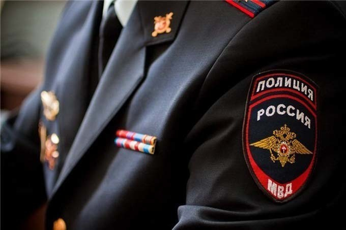Из-за женщины молодой участковый подрался с жителем Волгоградской области Из-за женщины молодой участковый подрался с жителем Волгоградской области