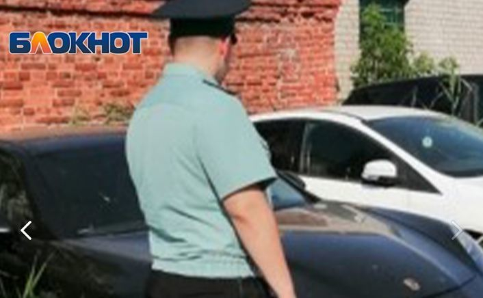 В Волгограде за долги по алиментам арестовали BMW с «красивыми» номерами В Волгограде за долги по алиментам арестовали BMW с «красивыми» номерами