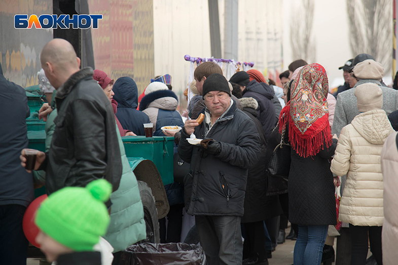 Власти депрессивного региона дали волгоградцам возможность бесплатно поесть Власти депрессивного региона дали волгоградцам возможность бесплатно поесть