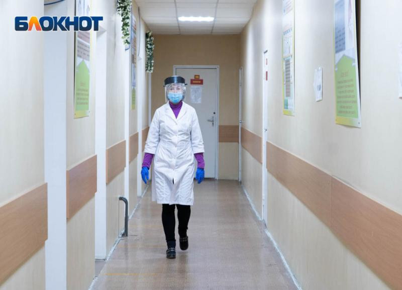 В Волгоградской области врач-реаниматолог добилась компенсации морального вреда за выговор на работе В Волгоградской области врач-реаниматолог добилась компенсации морального вреда за выговор на работе