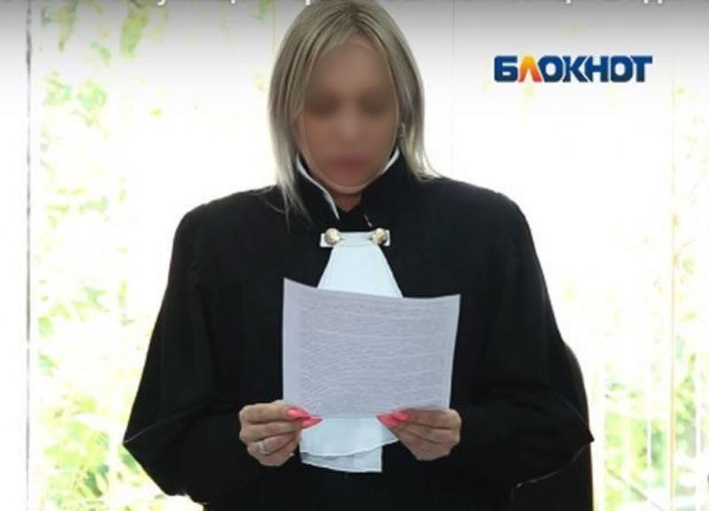 Устроившая пьяное массовое ДТП в Волгограде судья больше не сможет работать – Верховный суд РФ Устроившая пьяное массовое ДТП в Волгограде судья больше не сможет работать – Верховный суд РФ