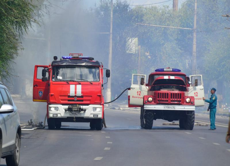 Пробки парализовали Вторую продольную из-за взрыва на заправке «Газпрома» в Волгограде Пробки парализовали Вторую продольную из-за взрыва на заправке «Газпрома» в Волгограде