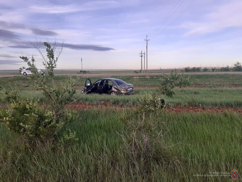 Водитель из Ставропольского края скончался на трассе в Волгоградской области Водитель из Ставропольского края скончался на трассе в Волгоградской области
