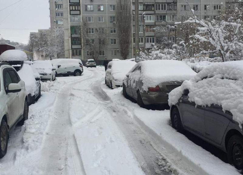 О снеге и накатах в ближайшие два часа предупредили волгоградских автомобилистов О снеге и накатах в ближайшие два часа предупредили волгоградских автомобилистов