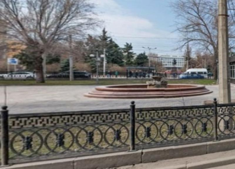За 4 млн рублей собираются отремонтировать фонтан в центре Волгограда За 4 млн рублей собираются отремонтировать фонтан в центре Волгограда