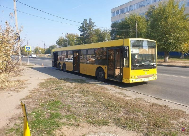 Волжанину зажало руку дверью в автобусе: мужчина попал в больницу Волжанину зажало руку дверью в автобусе: мужчина попал в больницу