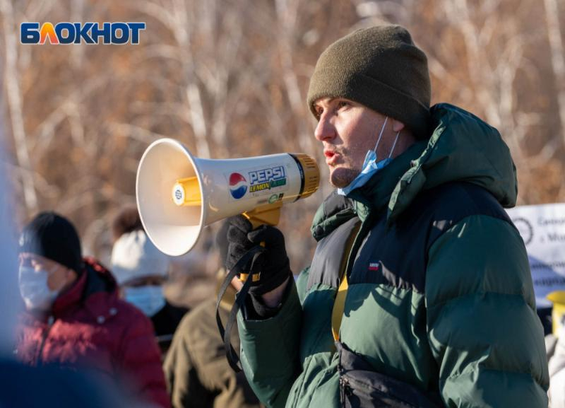 Сигнал воздушной тревоги прозвучал в Волгоградской области: смотрим, как это было Сигнал воздушной тревоги прозвучал в Волгоградской области: смотрим, как это было