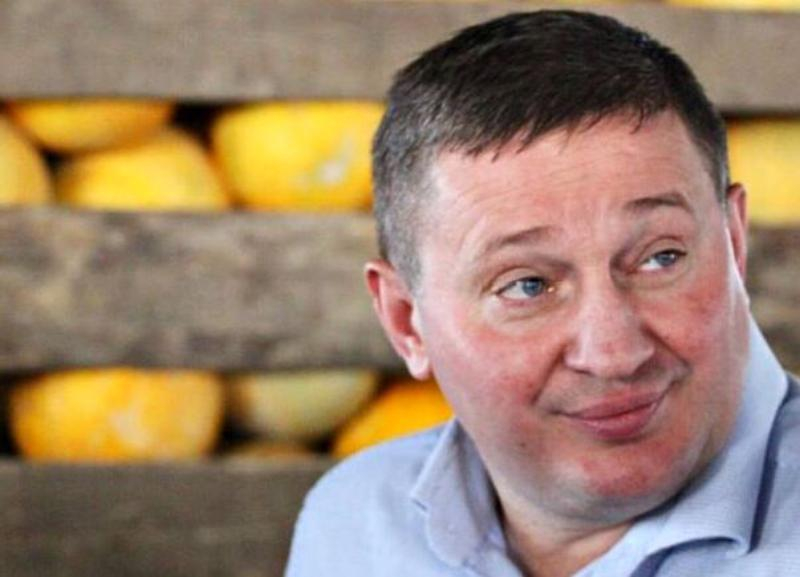 Бочаров первым сдал 228 подписей для кандидата в губернаторы Волгоградской области Бочаров первым сдал 228 подписей для кандидата в губернаторы Волгоградской области