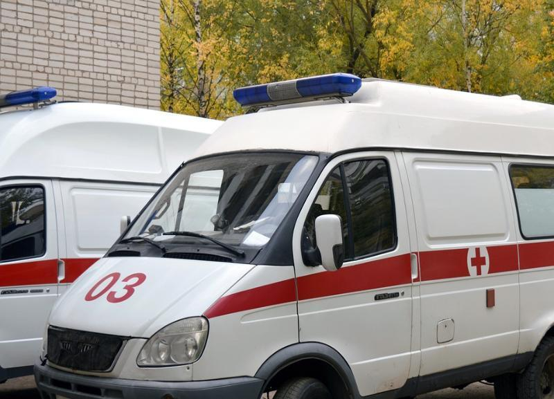Автоледи сбила 9-летнего школьника во дворе жилого дома в Волгограде Автоледи сбила 9-летнего школьника во дворе жилого дома в Волгограде