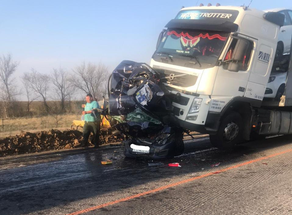 Родственники приехали к чудом выжившему в страшной аварии под Волгоградом 3-летнему мальчику Родственники приехали к чудом выжившему в страшной аварии под Волгоградом 3-летнему мальчику