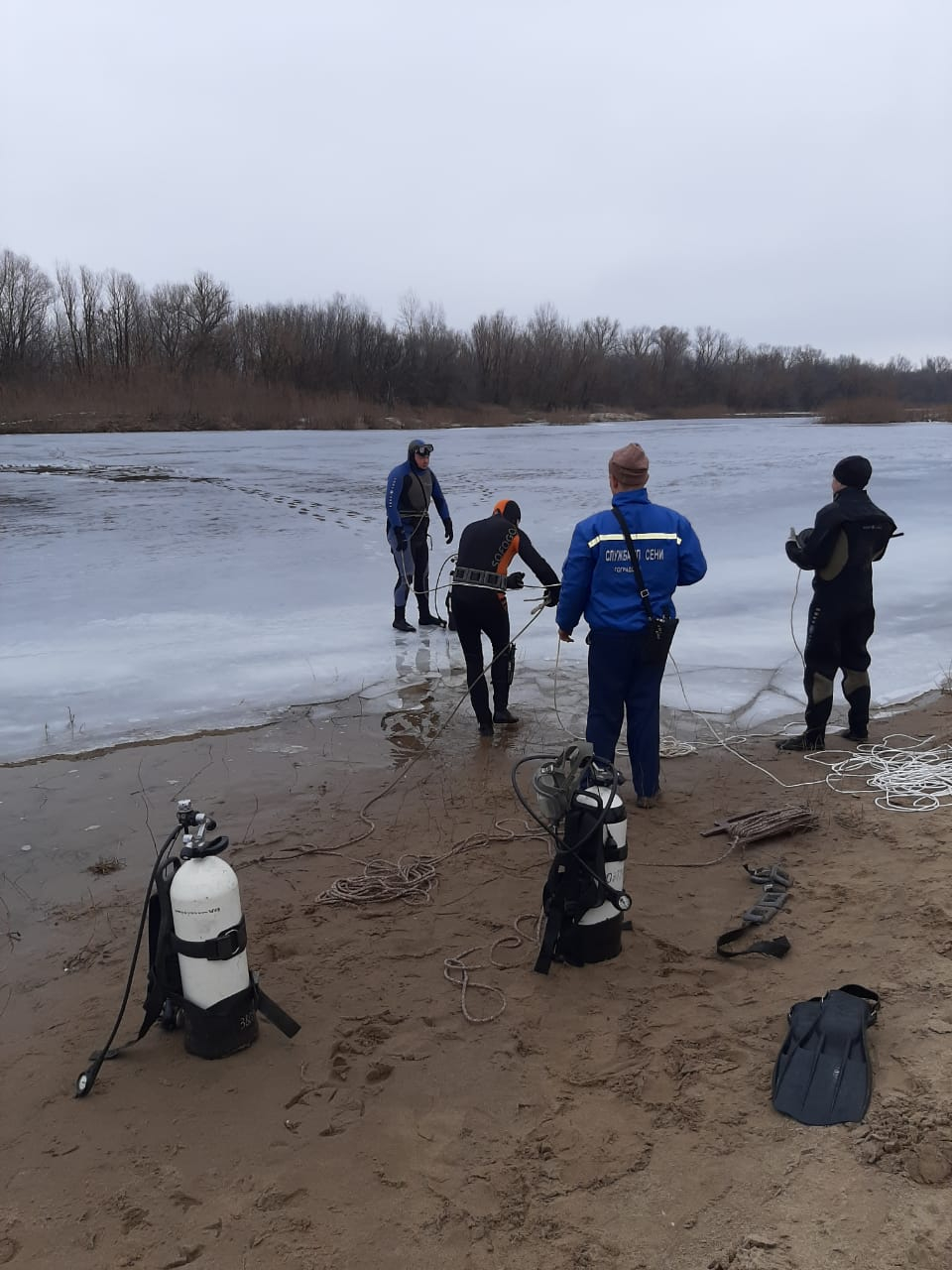В Светлоярском районе обнаружены пропавшие рыбаки В Светлоярском районе обнаружены пропавшие рыбаки