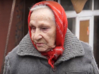 Сын принес 50 рублей проживающей в сарае 90-летней ветерану Волгограда