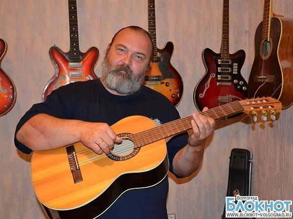 Волгоградский гитарный мастер Михаил Стрельцов: «У меня в роду все левши»
