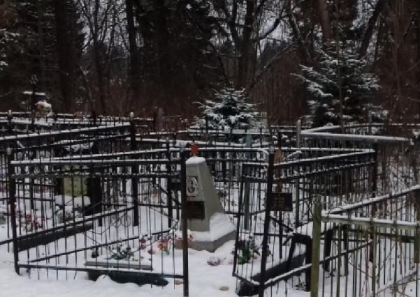 Тело мужчины найдено рядом со старым кладбищем в Ворошиловском районе Волгограда
