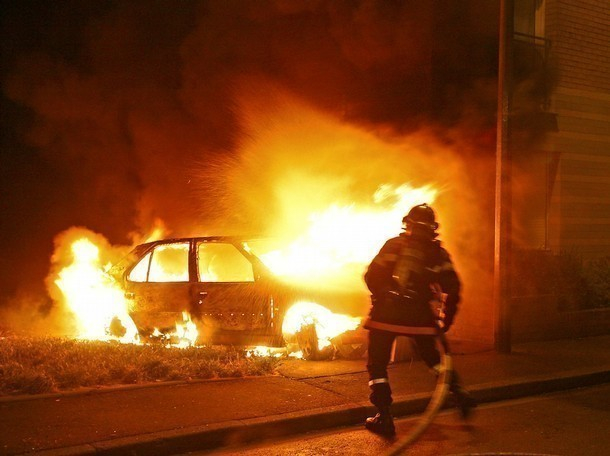 Бизнесмен из Волгограда сжег автомобиль напарника из-за разногласий в делах