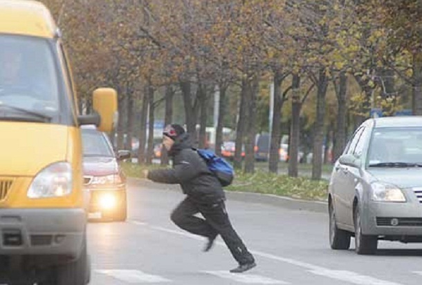 Волгоградских водителей предупреждают о новых случаях смертельной игры «Беги или умри»