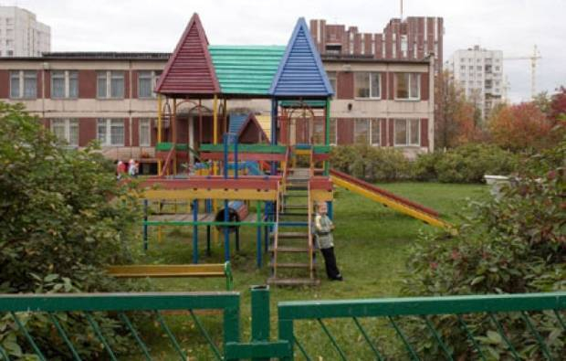 В детских садах Волгограда модернизируют электрические коммуникации