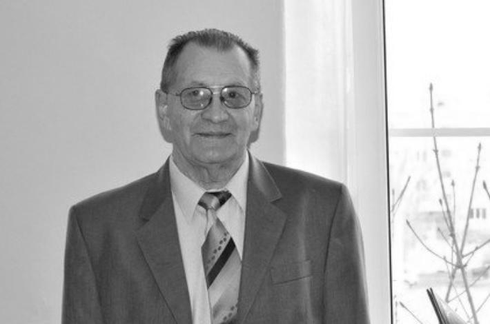 Отдавший медицине 47 лет известный гинеколог скончался под Волгоградом