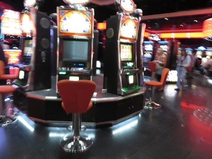 Подпольное казино волгограде играть бесплатно в карты козел