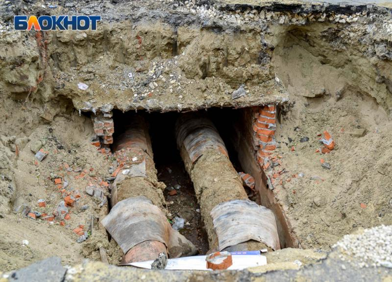 В Волгограде посёлок Латошинка испытывает проблемы с питьевой водой: жильцов обвинили в воровстве