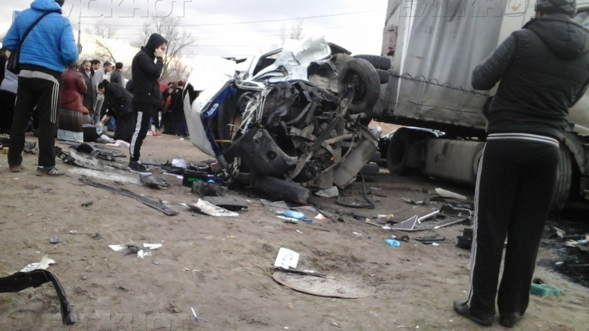 Водитель грузовика, погубивший в ДТП в Волгограде четырех человек, проведет в колонии 5 лет